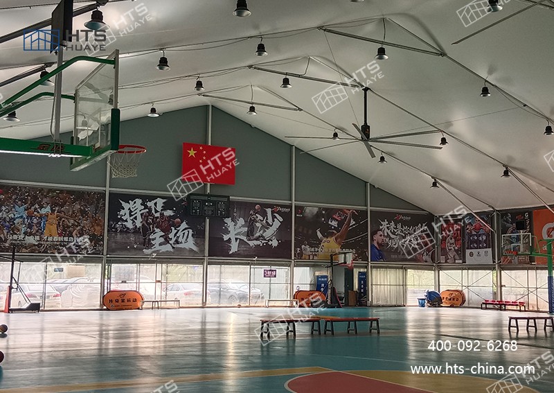 裝配式篷房籃球館實(shí)現(xiàn) “一館多用”，極大地提升了場地使用效率